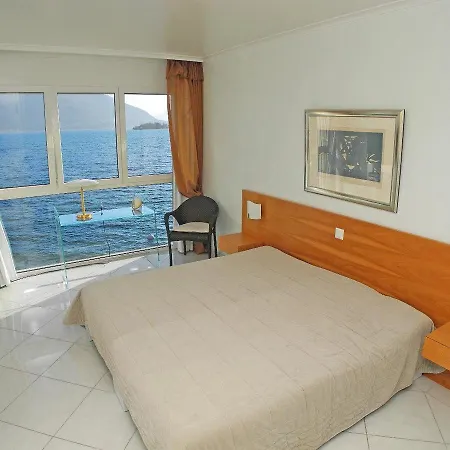 Porto Ronco App 8500 * Moscia